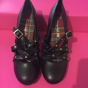 AE Mary Jane Shoes w/ thick 3.5" heel